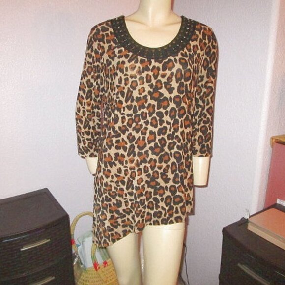 Y2K Vtg Embellished Tunic Top Size S Asymmetrical Leopard 3/4 Sleeve Jersey Knit - Picture 1 of 10